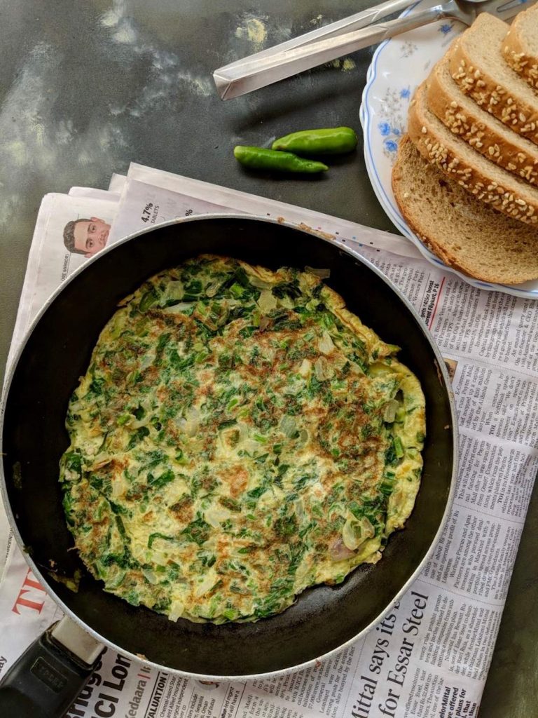 Spinach Omelette A greens loaded delicious omelette for an anytime meal