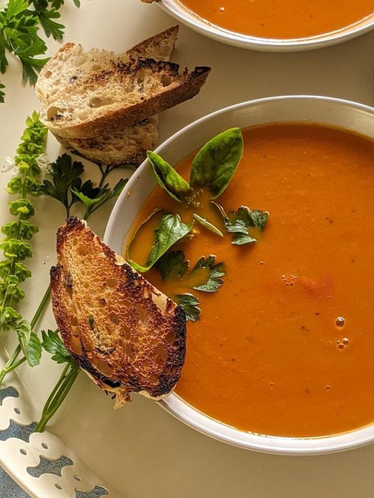 Instant Pot Tomato Soup with Fresh Tomatoes