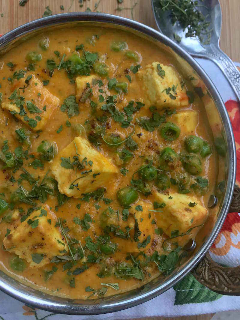 low-fat-restaurant-style-matar-paneer