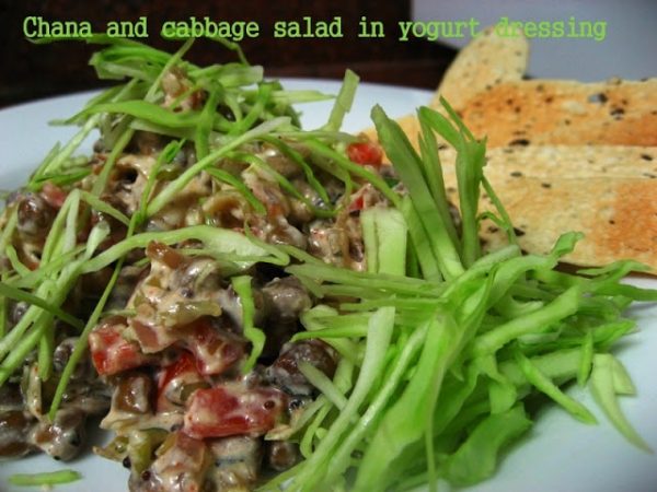 chana-cabbage-salad-with-yogurt-dressing-recipe.25698.jpg Chana cabbage salad with yogurt dressing - Low carb vegetarian dinner series