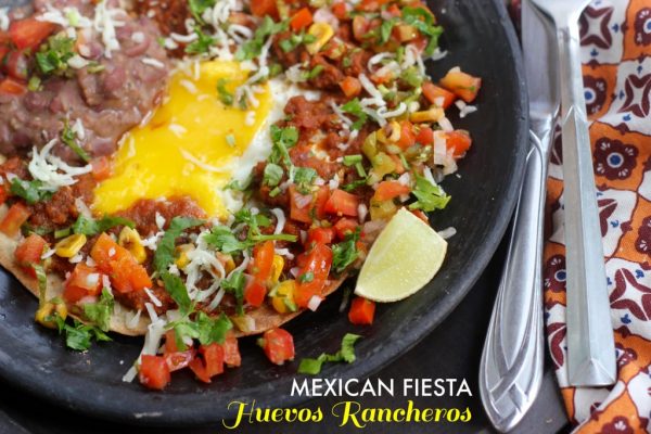 huevos-rancheros-vegetarian-mexican-recipes.24378.jpg Huevos Rancheros - Vegetarian Mexican Recipes