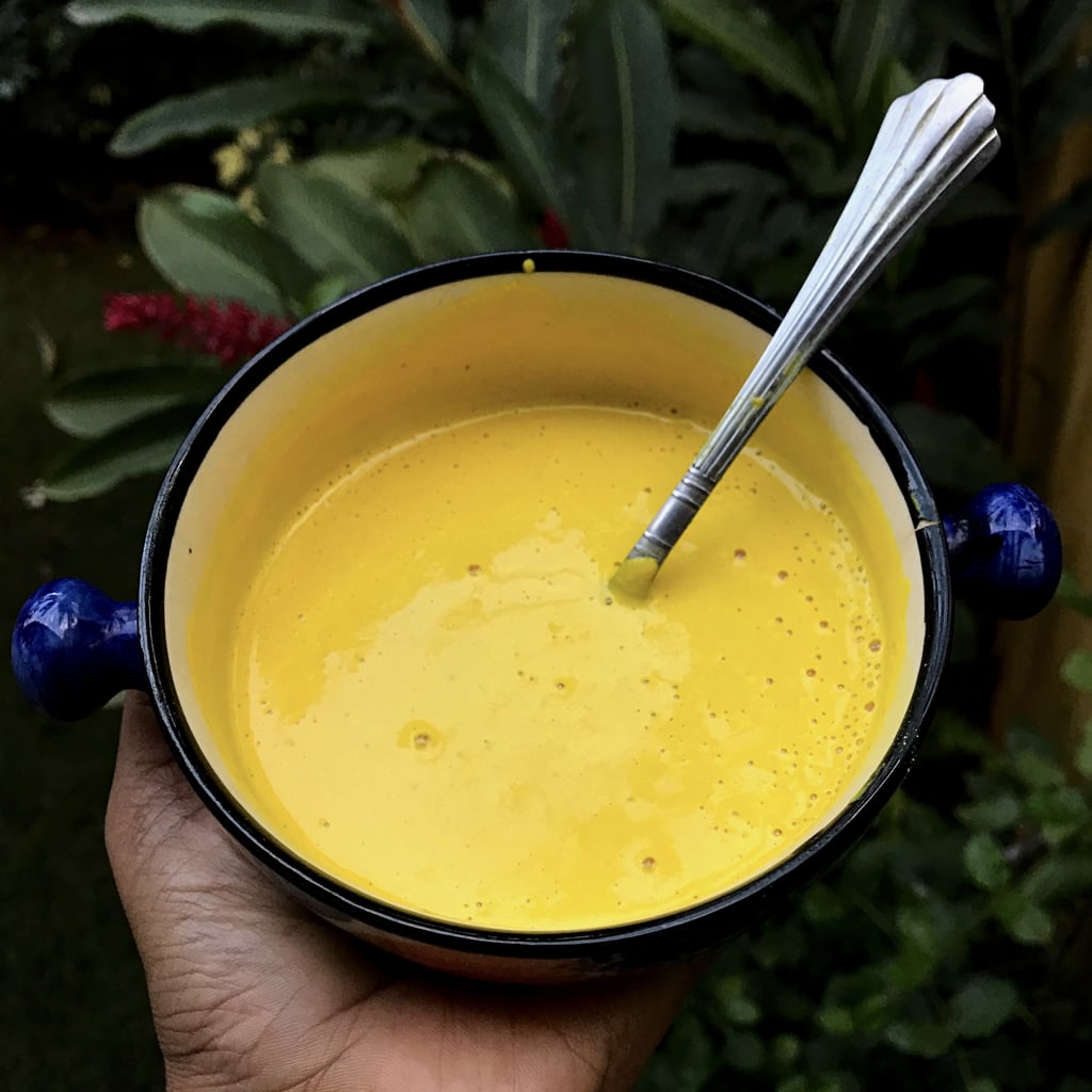 Creamy turmeric salad dressing