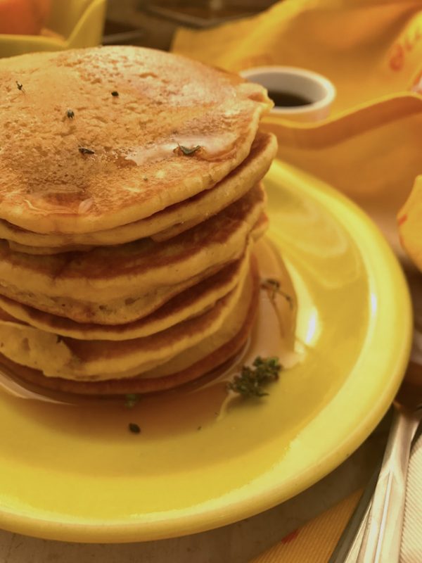 easy-orange-pancakes-02 Easy Orange Pancakes with Thyme and Maple