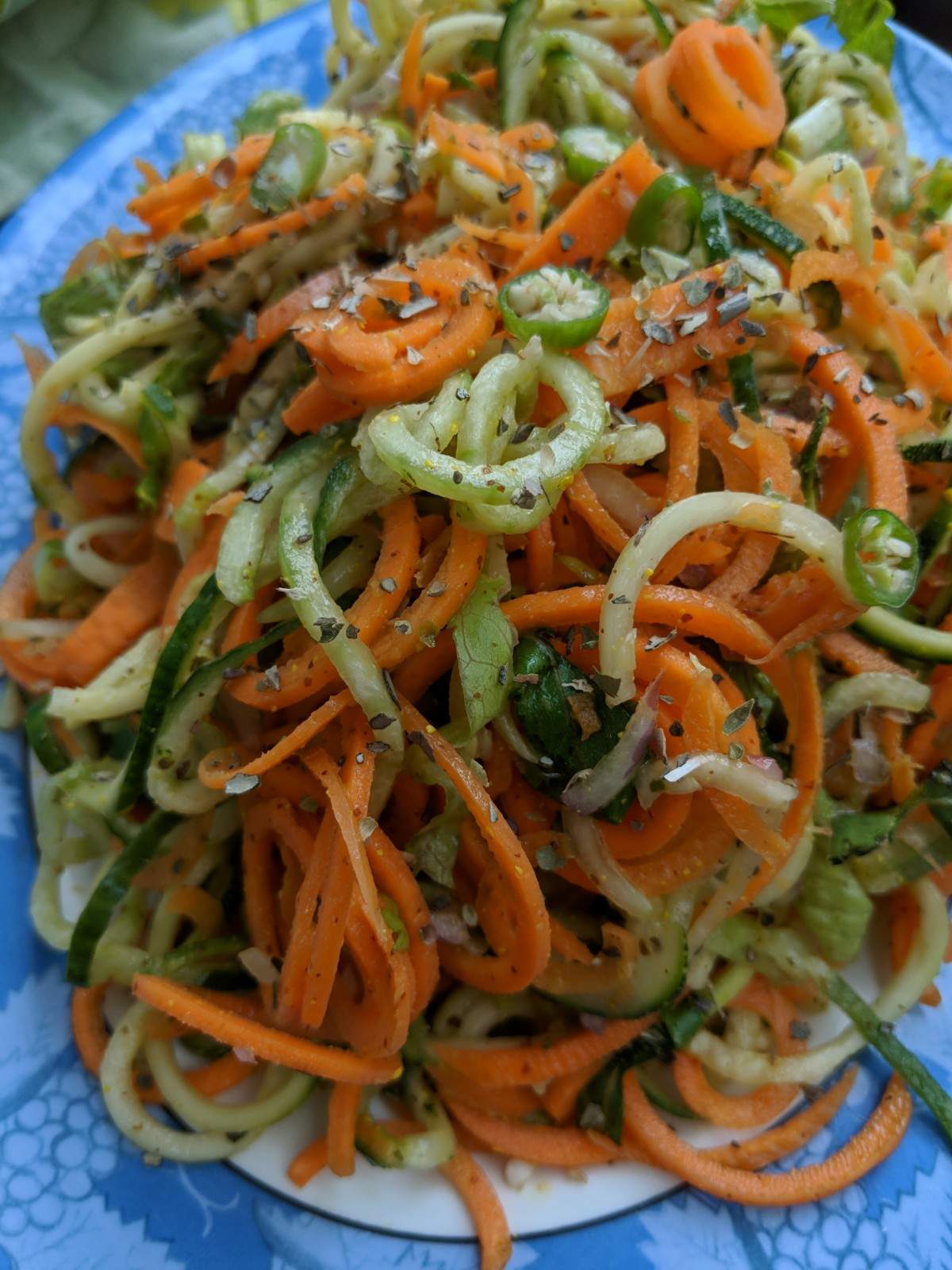 skinny spiralized salad with zucchini cucumber