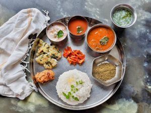 A detailed guide to cook an elaborate Tamil Vegetarian Menu