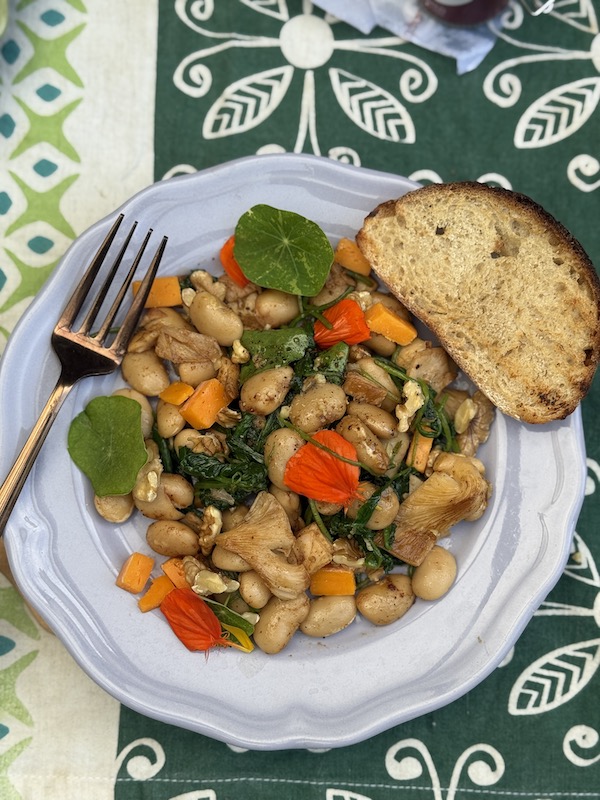 bean mushroom spinach salad